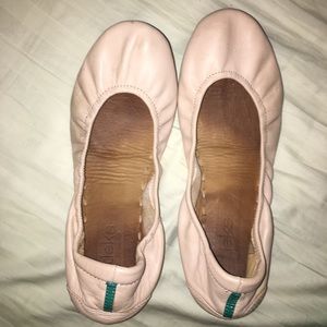 SOLD ON XPOST Ballerina Pink Tieks Size 8